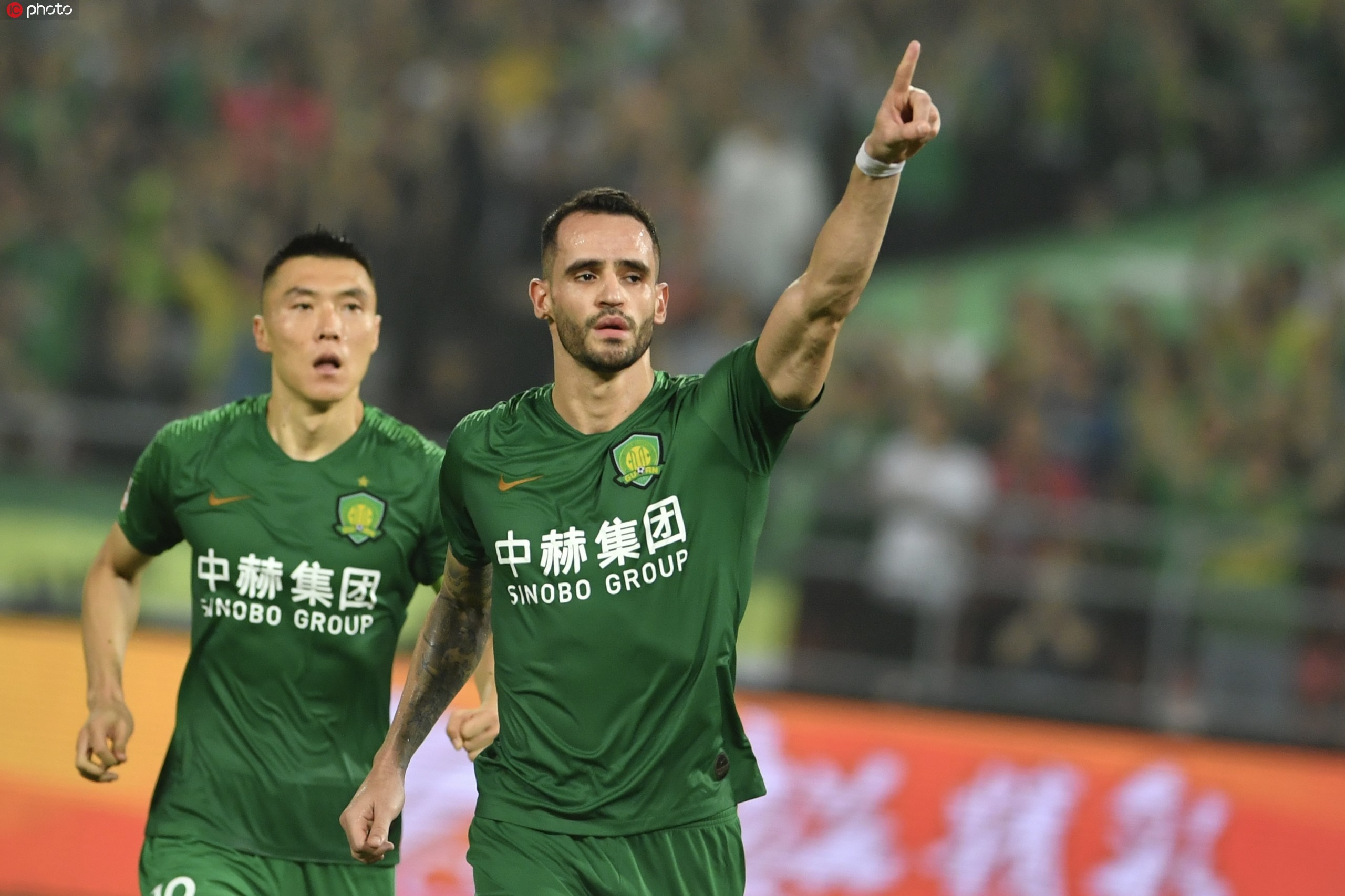 包含中超加时末段走向成谜，达拉斯独行侠止住颓势，质疑声仍在，阵容厚度经受考验的词条